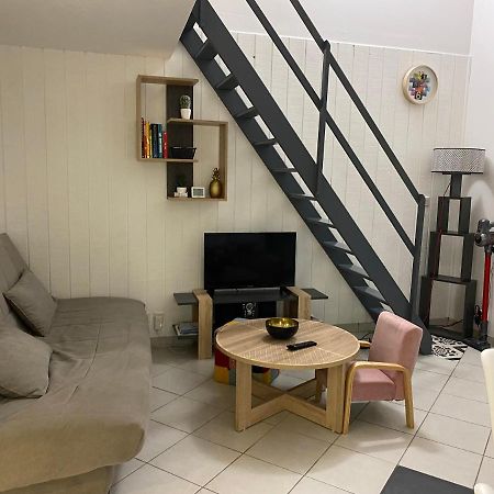 Appartement Cosy - Les Ecureuils Ares Exterior foto